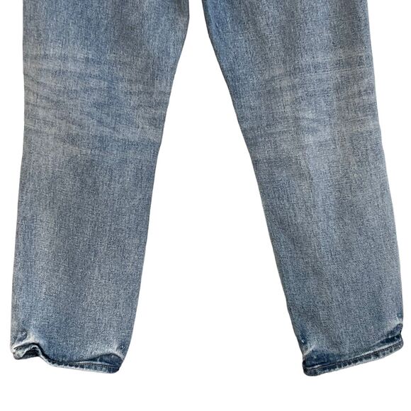 Pacsun SZ 26 Mom Jeans Hi-Rise Button-Fly Distressed Whiskered Medium Wash Blue - Picture 5 of 10